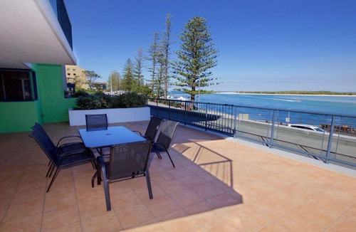 Golden Beach Apartment | Grand Pacific Unit 27 Caloundra QLD