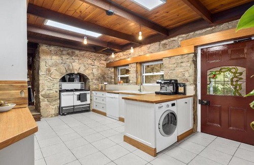 Beechworth House | Granite Cottage