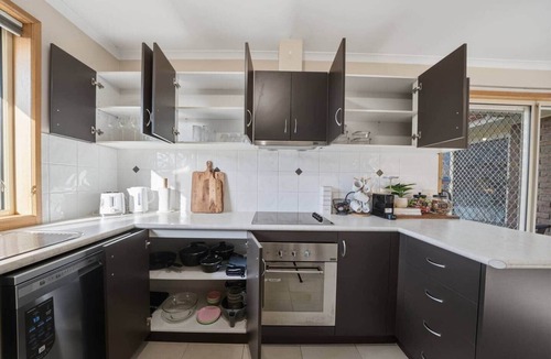 Granton House | Granton River Views Near Hobart Cozy Retreat