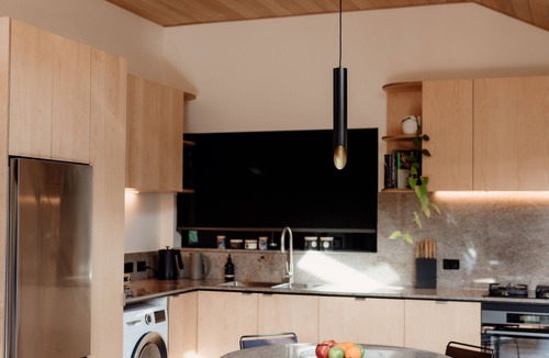 Surf Beach Cottage | Great 50 meter square architectural fitout with a cosy modern vibe to relax in