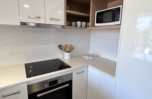 Manly Apartment | Great size close to the action
