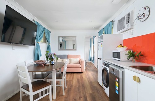 East Deep Creek Cottage | Green Acres Cottage -'Getaway' - East Deep Creek
