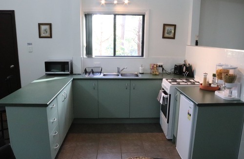 Landsborough Ski Chalet | Green Trees, Secluded, self contained chalet.