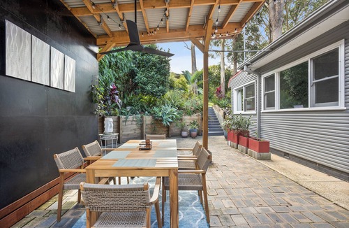 Mount Pleasant House | Greenslopes By Wollongong
