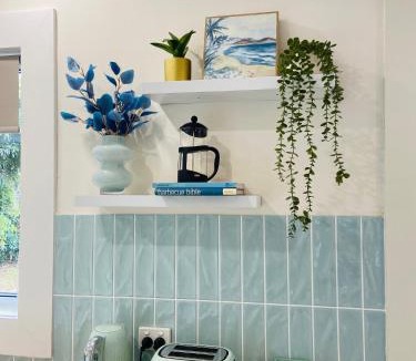 Bell Post Hill House | GREENVIEW, Pets Walk2Pizza Liquor - Tassie Ferry Short Drive