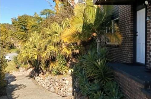 Macquarie Hills Apartment | Ground floor Apartment with Private Entry AC WiFi Suite
