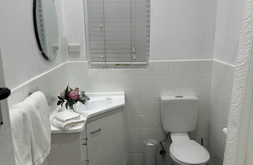 Norwood Apartment | Guest Suite in beautiful Norwood