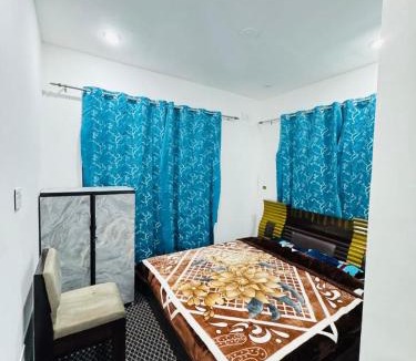 Srinagar Apartment | Gulmarg Serenity