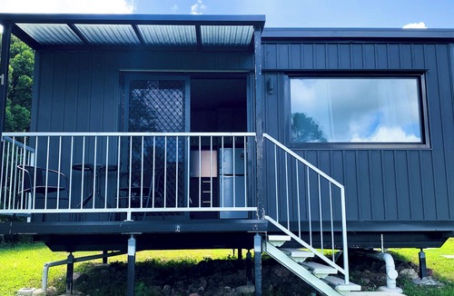 Southside Cabin | Gunabul Homestead & Golf Course