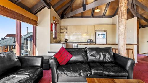 Hotham Heights Ski Chalet | Gundanora Chalet