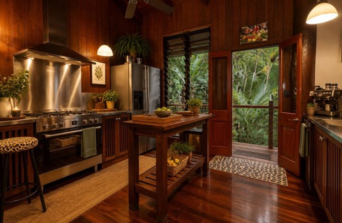 Rocky Point House | Gunnadoo Daintree Coral Sea Retreat