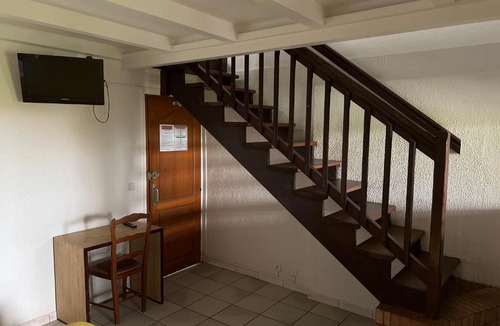 Les Hattes Hotel | Hôtel La Tentiaire