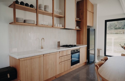 Ocean Beach Ski Chalet | HABITAT - Chalet West
