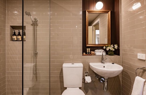 Hobart Central Business District Hotel | Hadley's Orient Hotel