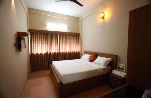 Mananthavady Hotel | Haksons Residency