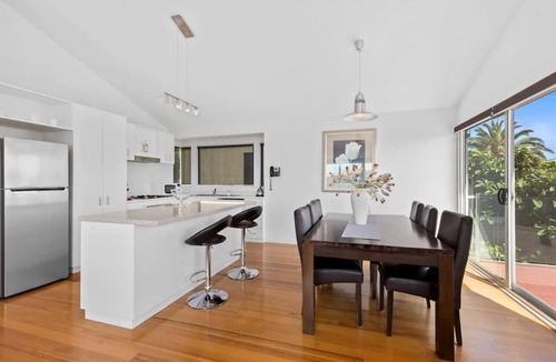 Indented Head House | Half Moon Bay Hideaway 1 min to Foreshore
