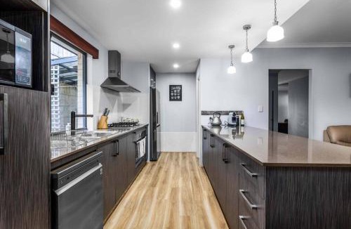 Halls Head House | Halls Head Beach Haven - Dogs welcome