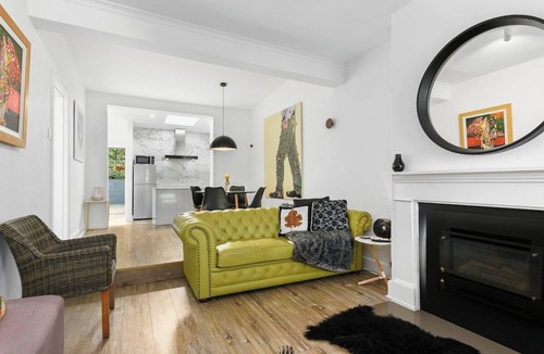 Battery Point House | Hampden Neuve - Luxury Georgian Cottage