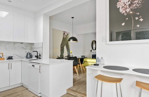 Battery Point House | Hampden Neuve - Luxury Georgian Cottage