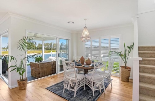 Yamba House | Hamptons House - Heated Pool and Private Pontoon - Holiday Yamba
