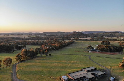 Woodend Bed & Breakfast | Hanging Rock Views