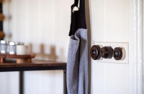 Bolong House | Hanigans Cottage