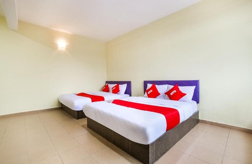 Banting Hotel | Happy Inn Hotel