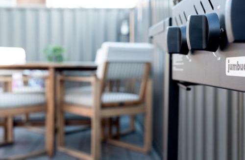 East Devonport Apartment | Happy Tails Devonport
