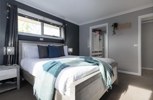 East Devonport Apartment | Happy Tails Devonport