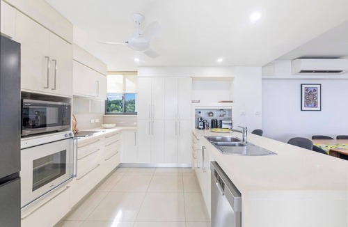 Darwin City Centre Apartment | Harbour Edge Moments from Darwin Waterfront and CBD