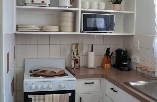 Geraldton Apartment | Harbour Lane Stay – Stylish Coastal Apartment