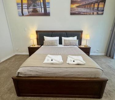 McCracken Hotel | Harbour Retreat