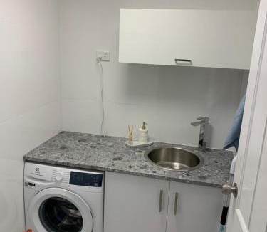 Beresford Apartment | Harbour View 49 Urch Street Unit 8