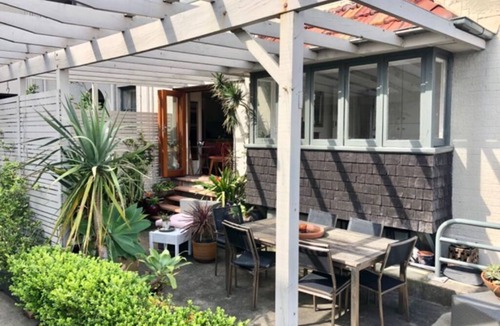 Neutral Bay Apartment | Harbour views apartment with a large terrace, ideal for New Year's Eve fireworks