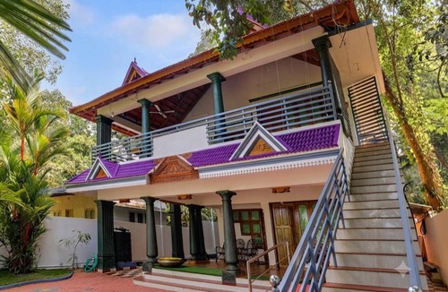 Vellayani House | Harbour villa