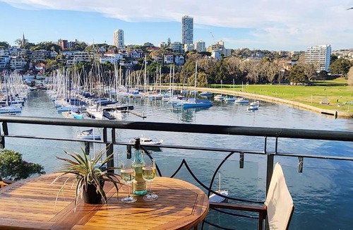 Elizabeth Bay Apartment | Harbourfront Bliss - 2 bedrooms, parking, balcony