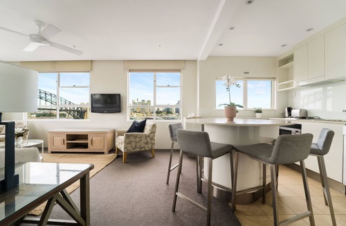 McMahons Point Apartment | Harbourside 76