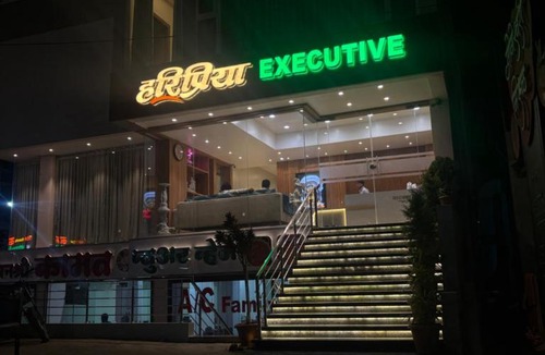 Tuljapur Hotel | HariPriya Executive