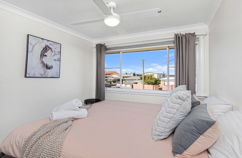 Greenwell Point House | Harmony on Haiser - perfect riverside retreat just metres from the water’s edge!