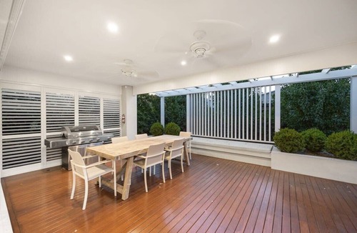 Werribee House | Harpley Estate - Luxurious Family Werribee Getaway