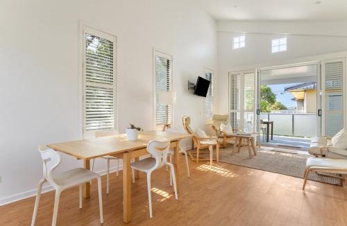 Hastings Point Apartment | Hastings Hideout - 2BR Creekside Beauty by uHoliday