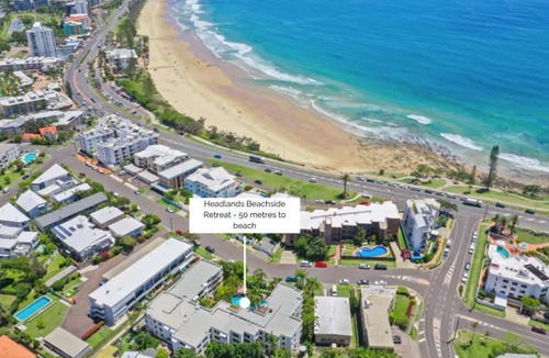Alexandra Headland Apartment | Headlands Beachside Retreat - 50 metres to beach