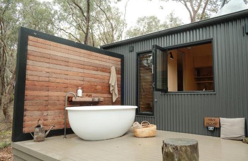 Castlemaine House | HeartStone Hill - Tiny House