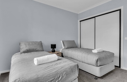 Merimbula Cabin | Heather - Pet Friendly Merimbula