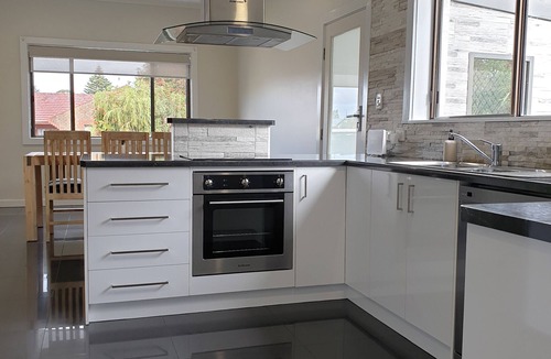 Mount Gambier House | Heinlen on Bridges Street