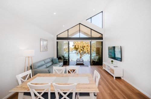 Mandurah Apartment | Hello Dolphins Villas