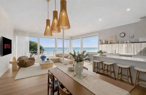 Henley Beach House | Henley Beachfront Home + Sauna, 150m From Square!