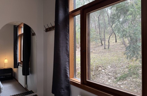 Hepburn Cabin | Hepbird House - Hideaway home with valley views in Hepburn Springs