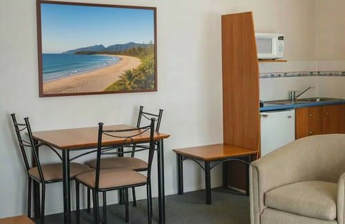 Cairns Central Business District Hotel | Heritage Cairns