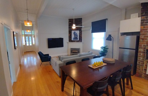 Bendigo Cottage | Heritage Cottage - Fully Renovated